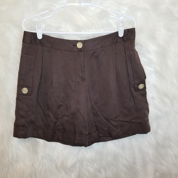 Milly Pleaded shorts - Picture 2 of 7